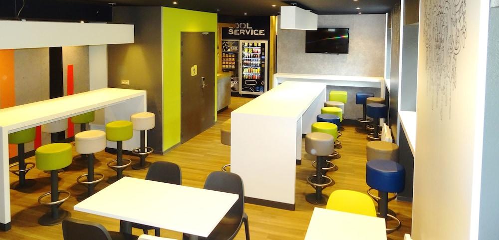 Ibis Budget Caen Centre Gare Hotel Eksteriør billede